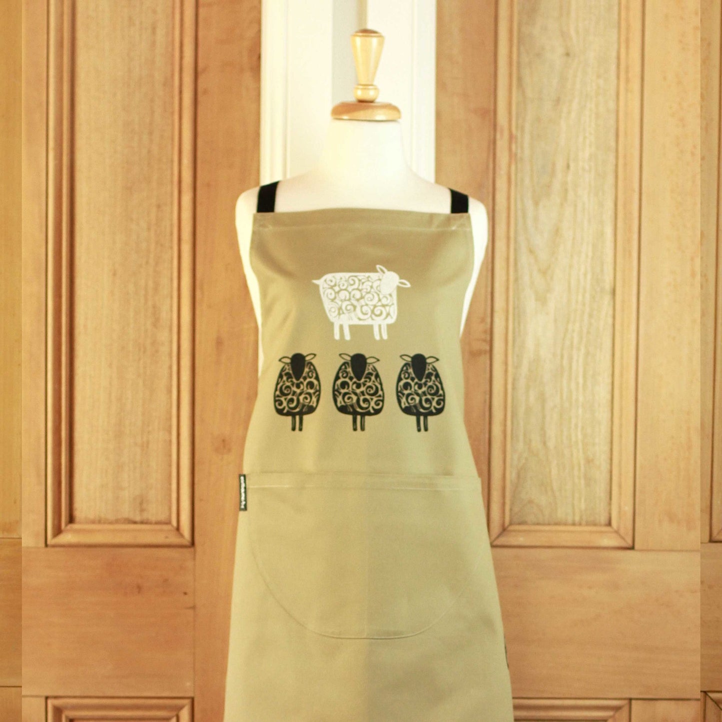 Apron Black Sheep - Eastbourne Art. Handmade in Australia